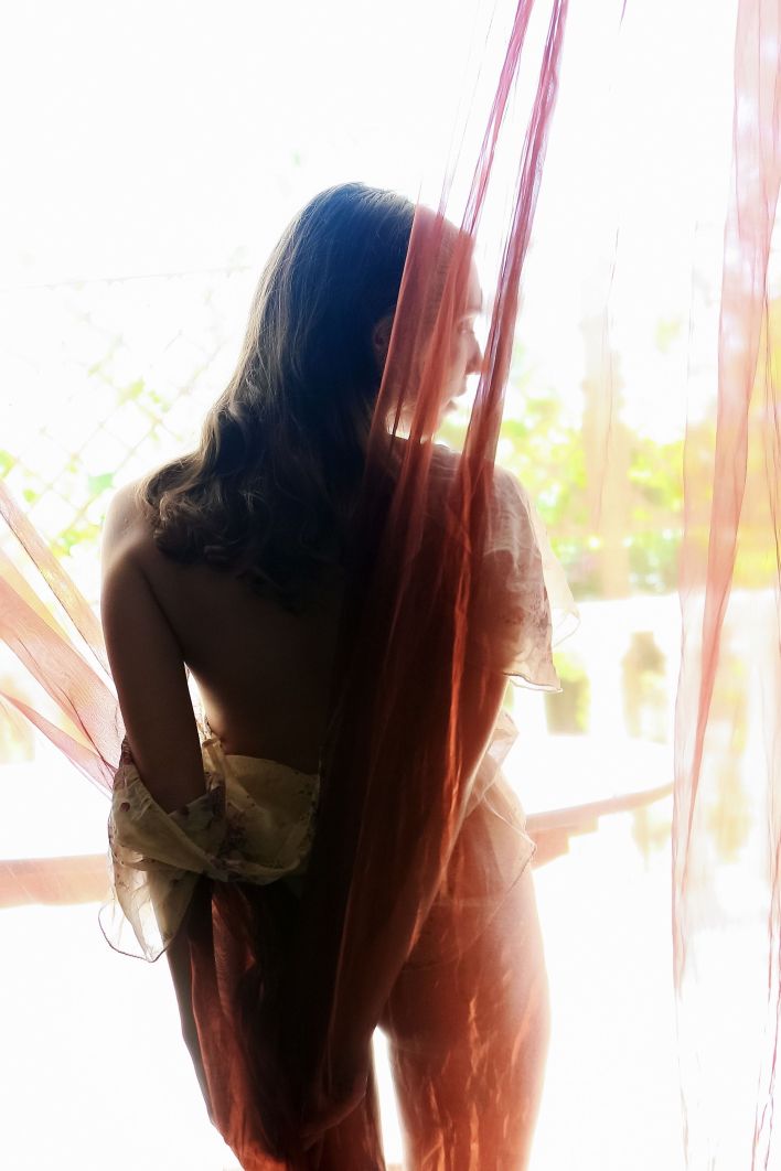 Danniela in Blissful Light. Thumb 7