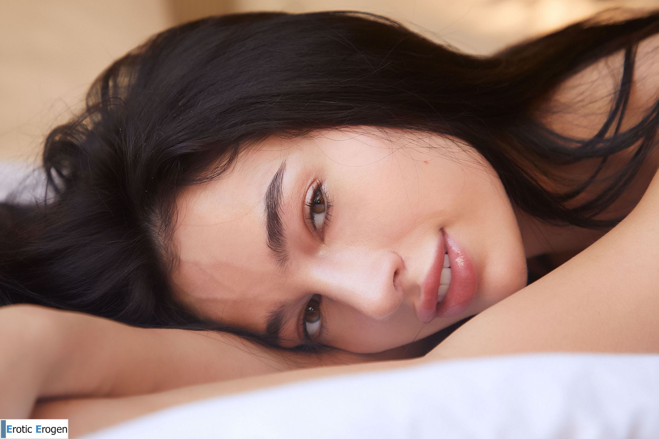 Kama Oxi in Presenting Kama Oxi. Фото 7