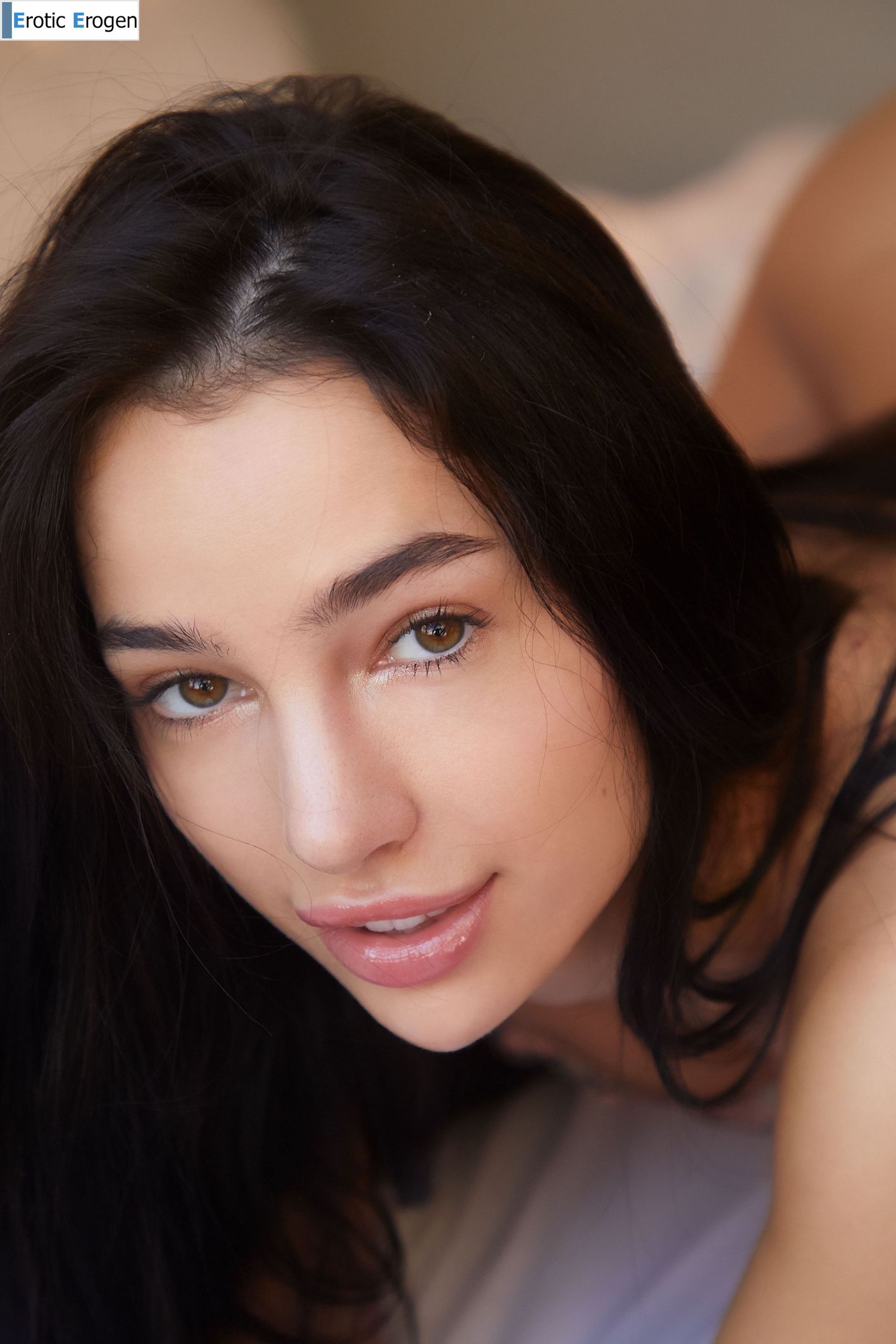 Kama Oxi in Presenting Kama Oxi. Фото 8