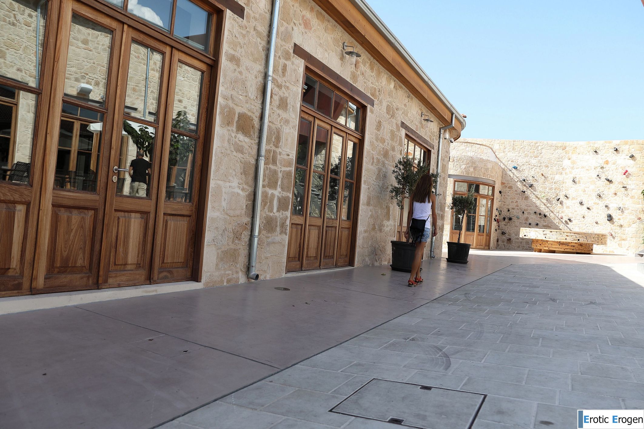 Karissa Diamond in Postcard From Paphos. Фото 22