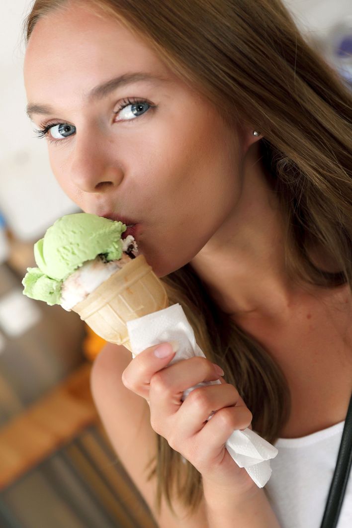 Karissa Diamond in Postcard From Paphos. Эскиз 2