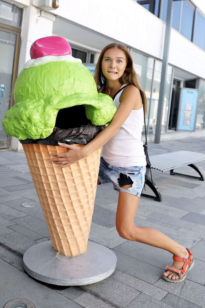 Karissa Diamond in Postcard From Paphos. Эскиз 7