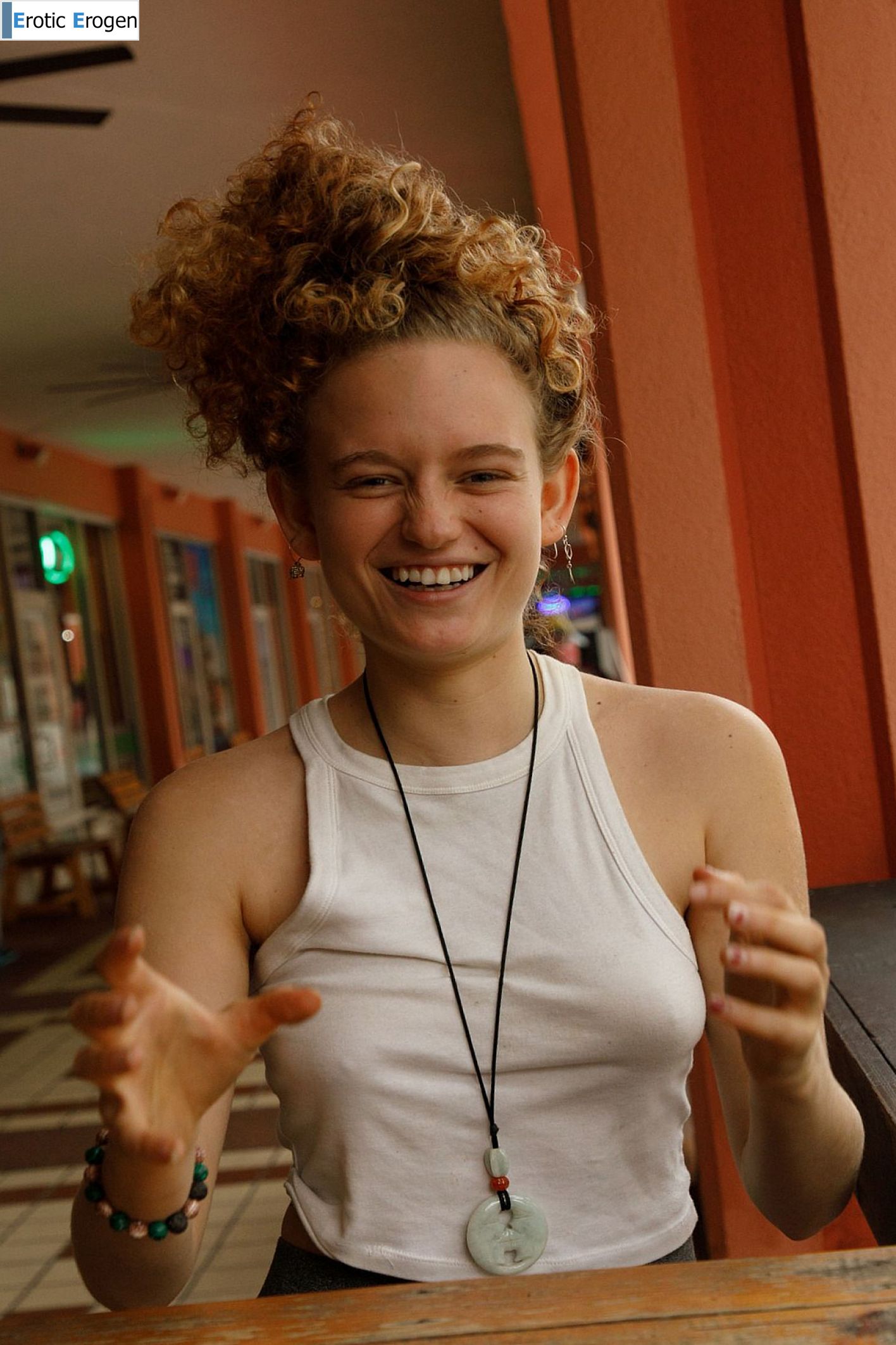 Debra Kenlow in Rare Bird Florida. Фото 29