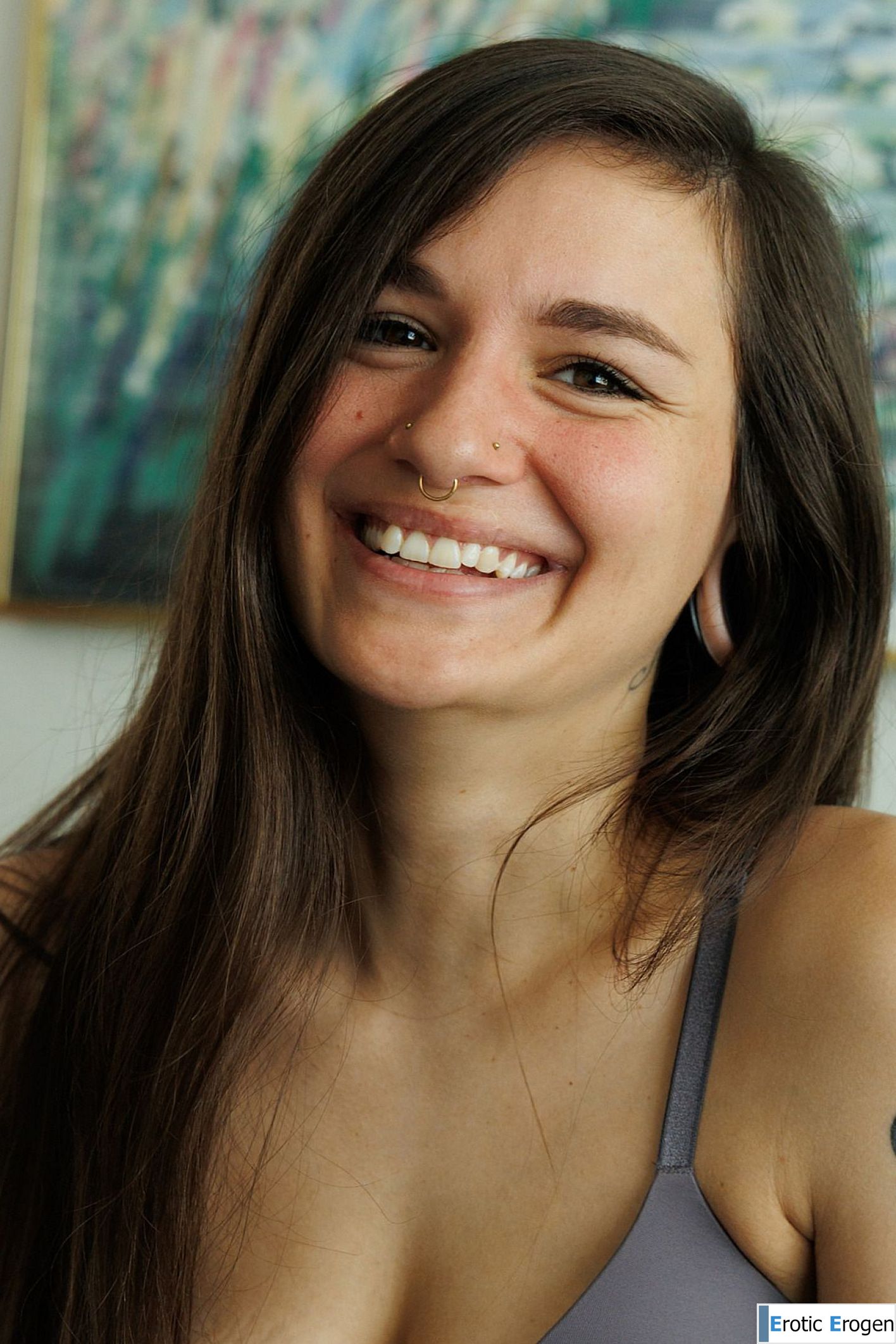 Luna Lovely in I Married A Pornstar. Фото 14