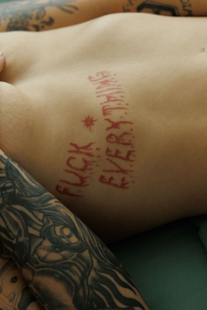 Luna Lovely in I Married A Pornstar. Эскиз 39