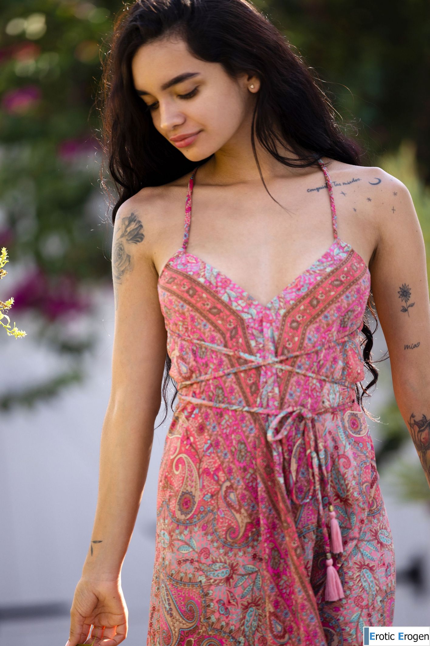 Dulce in Greek Dream. Picture 1