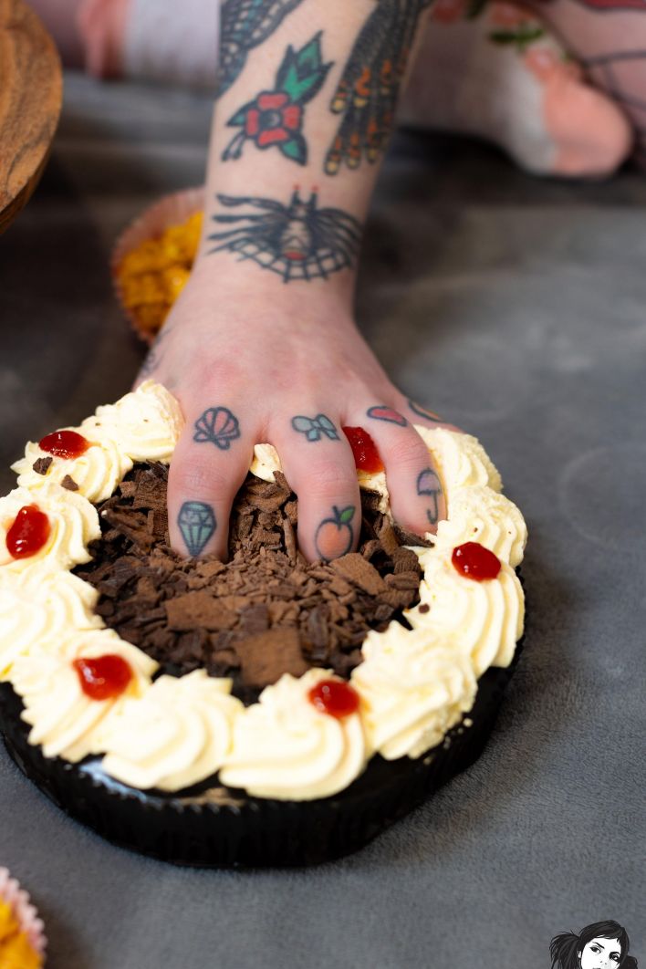 Bitamoes in Wanna Smash. Thumb 6