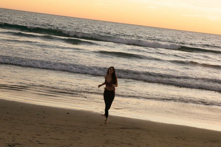 Melba Chastain in Hair Sand Curves. Thumb 27