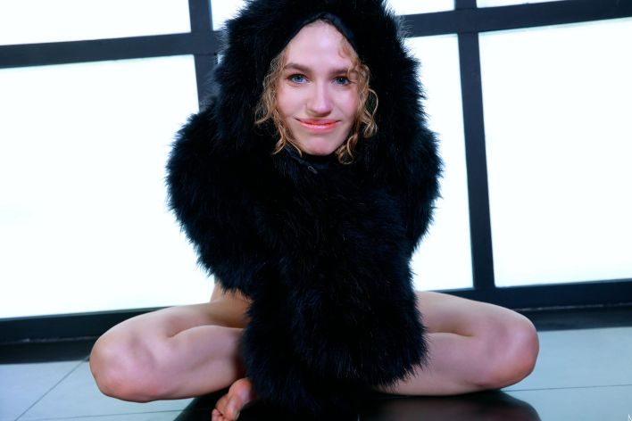 Stacy Ash in Entangled. Thumb 34