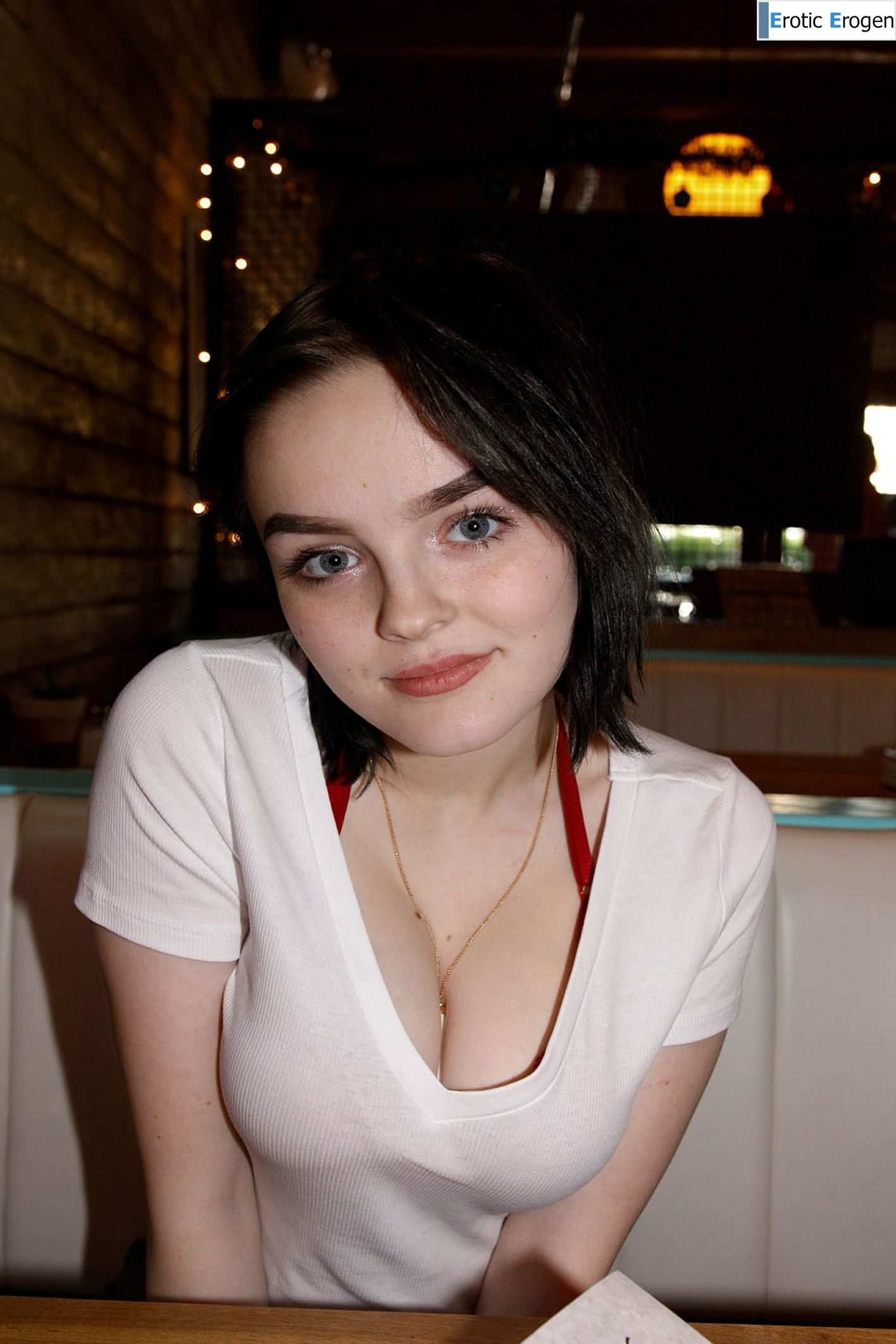 Vonnie Bean in Costco Bodywash. Picture 12