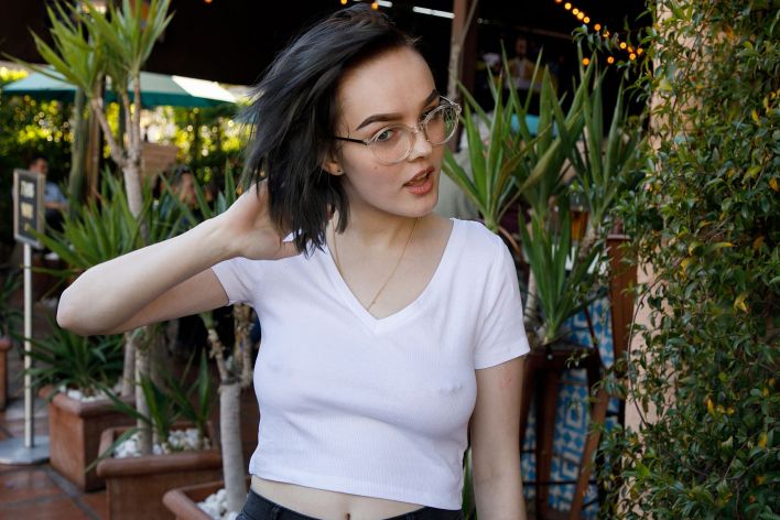 Vonnie Bean in Costco Bodywash. Эскиз 19