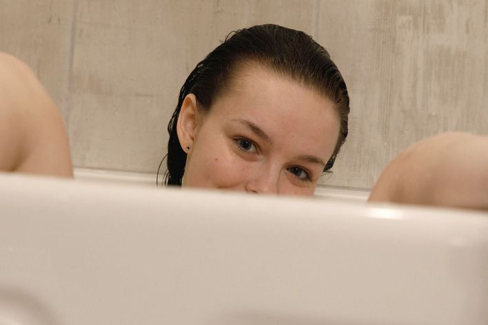 Vonnie Bean in Costco Bodywash. Эскиз 32