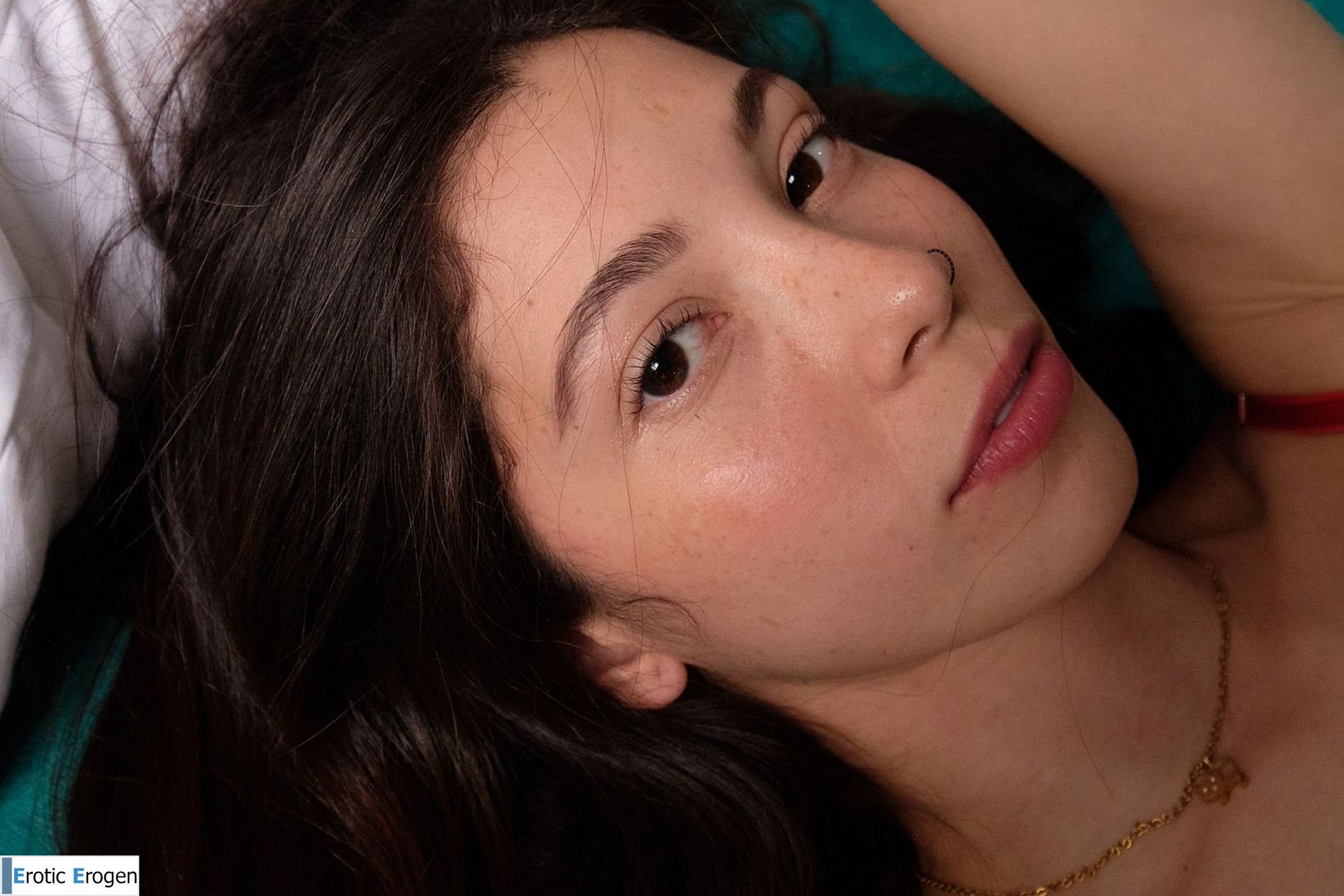 Julia Campos in Wide Angle Inc. Picture 25