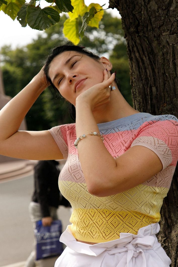Reeson Gulbis in Adidas Bags. Thumb 4
