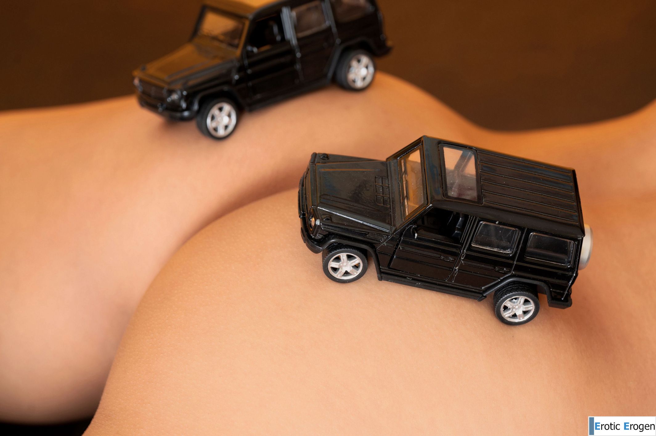 Mayuko in Automotive. Picture 31