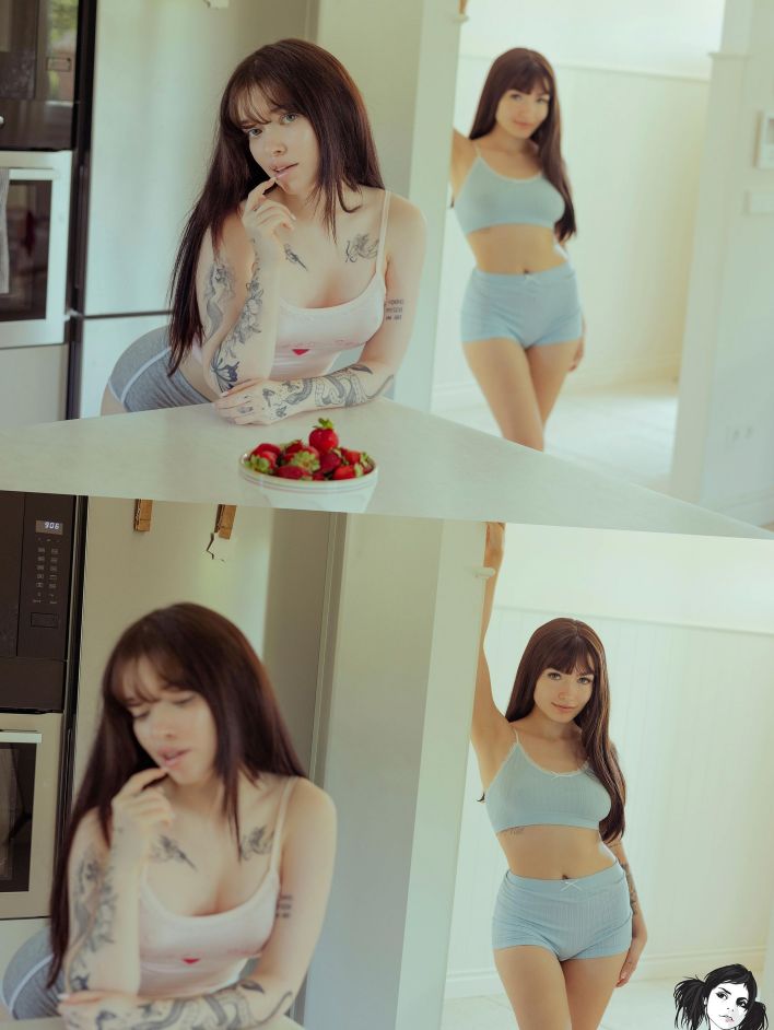 Aine in Double Beauty. Thumb 2