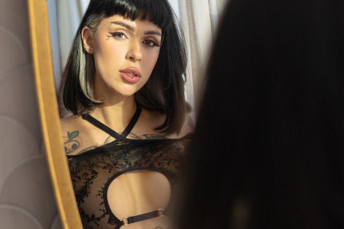 Slava in Golden Hour. Thumb 15