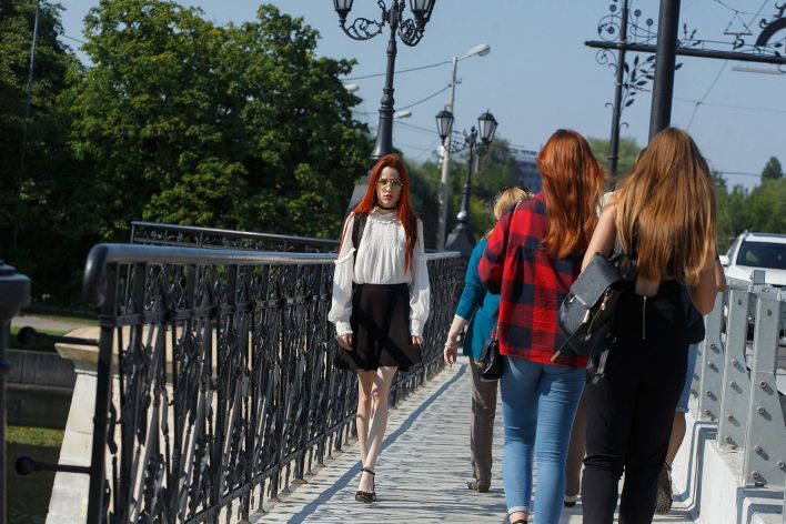 Luba Cherisova in On Red Wednesday. Thumb 5