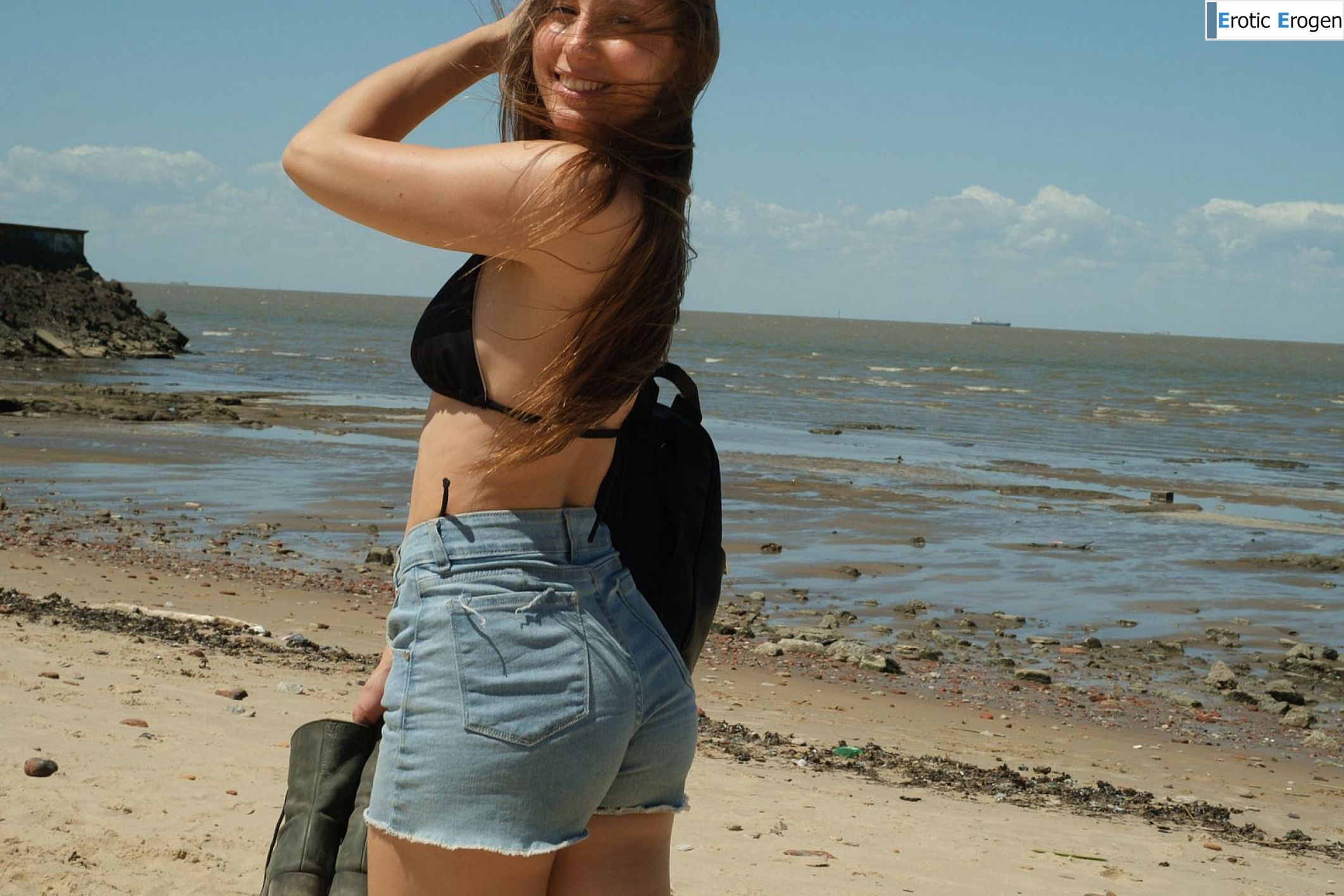 Julie Bernal in Dirty Beach Great Gf. Picture 25