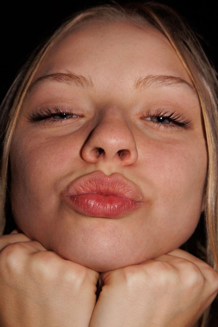 Kylie Shay in Free Smells. Эскиз 10