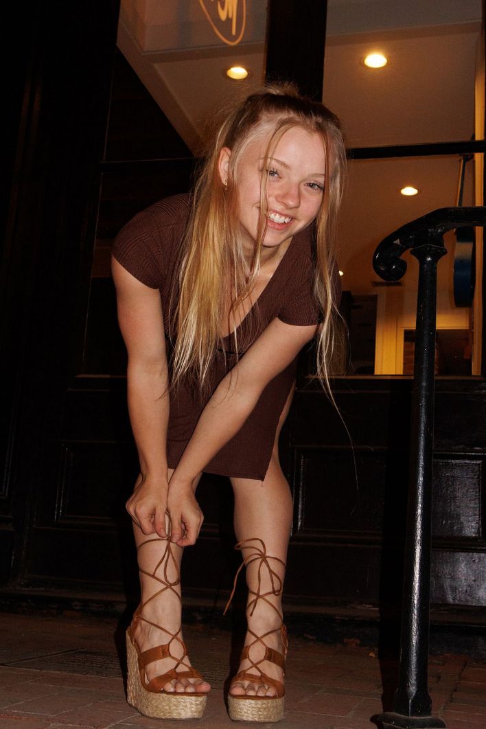 Kylie Shay in Free Smells. Эскиз 4