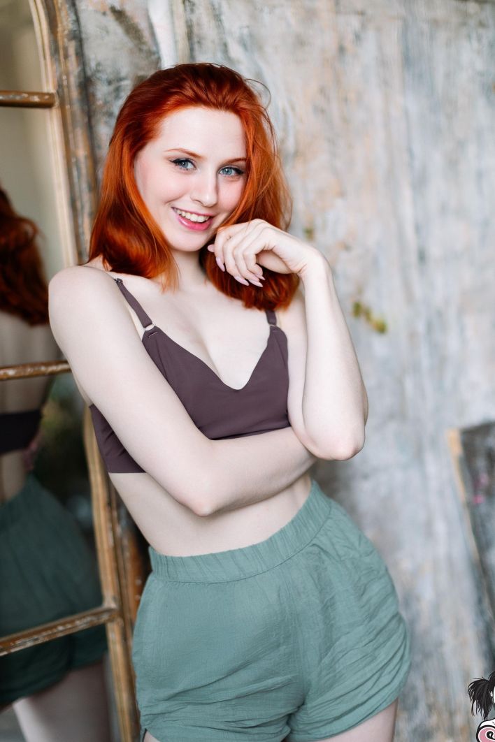 Mariamuller in Emerald Dreams. Thumb 12