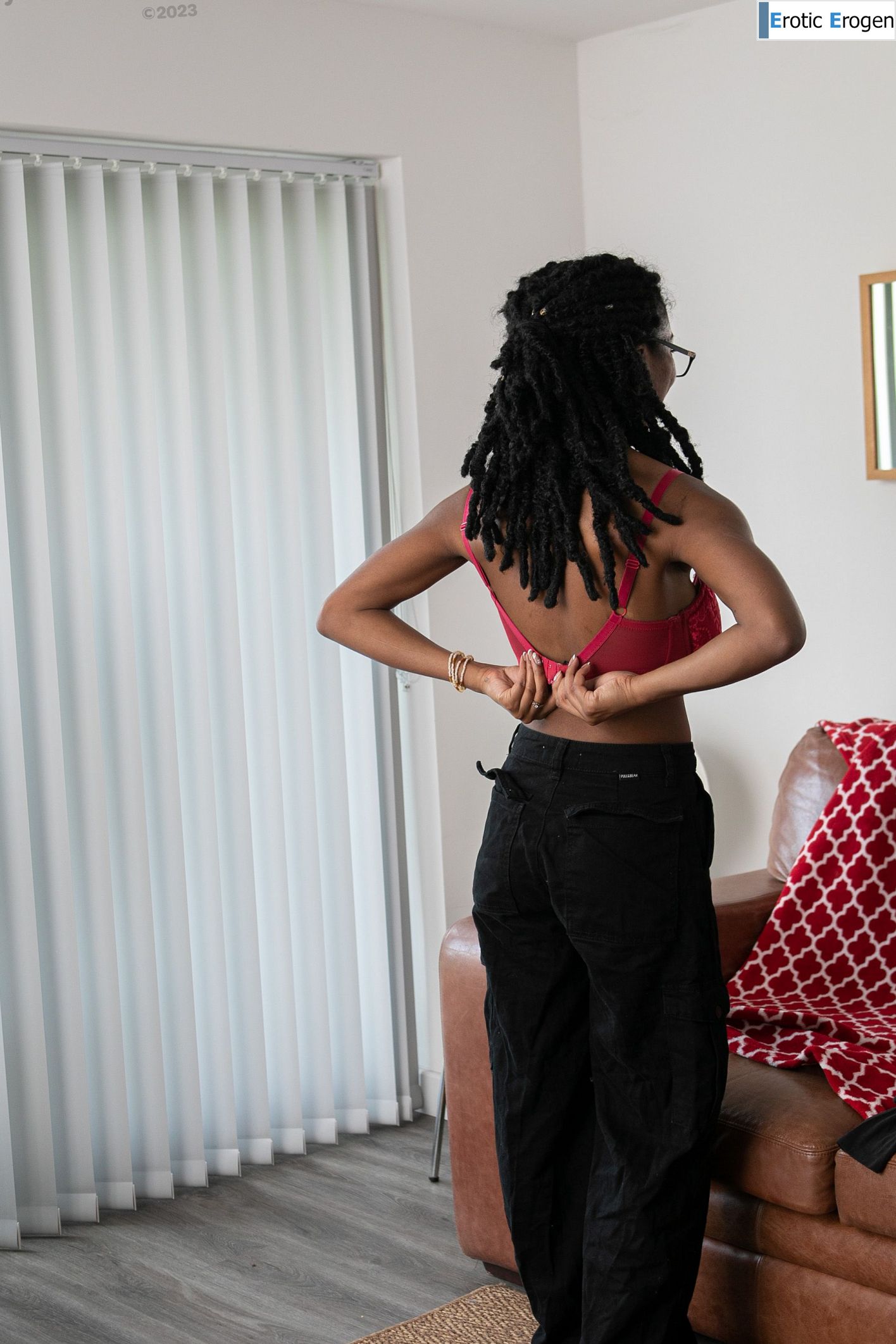 Selena D in Solo. Picture 25