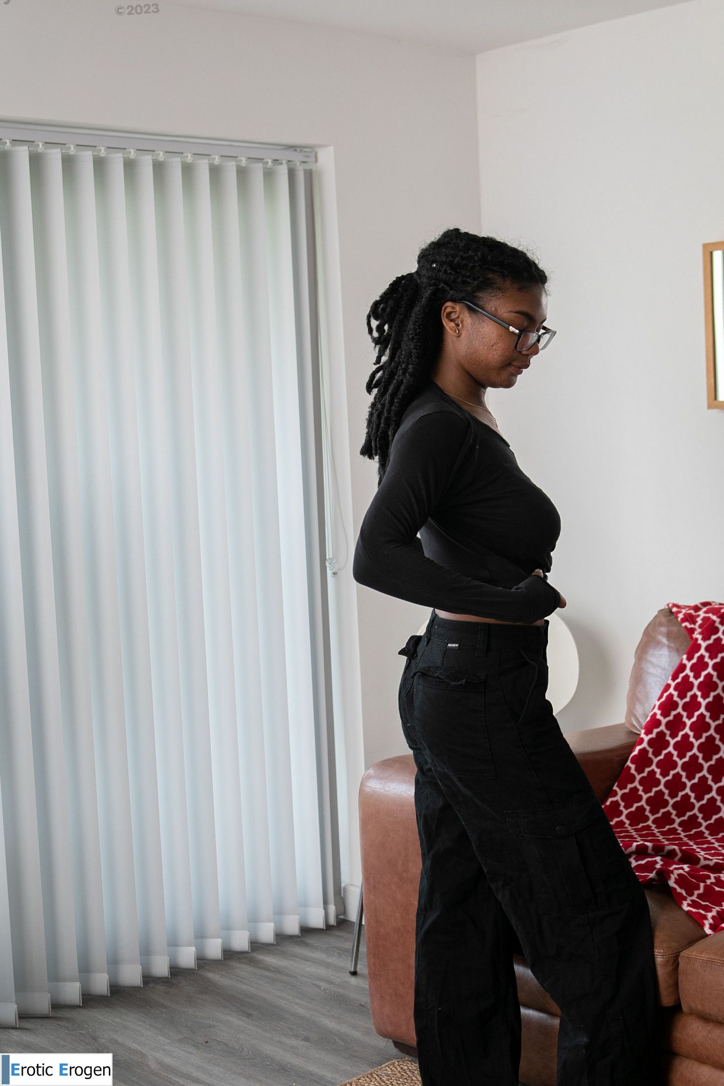 Selena D in Solo. Picture 40