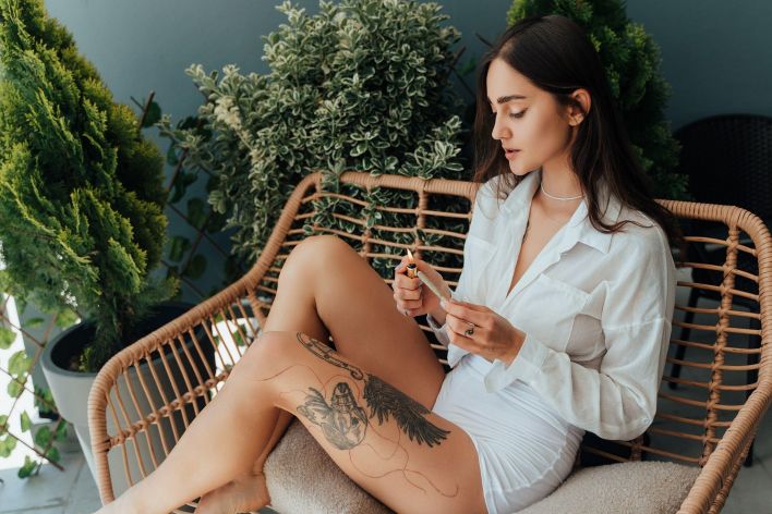 Youreyeshere in Sexy Weeds Flow Energy. Thumb 1