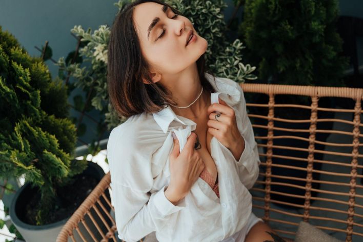 Youreyeshere in Sexy Weeds Flow Energy. Thumb 6