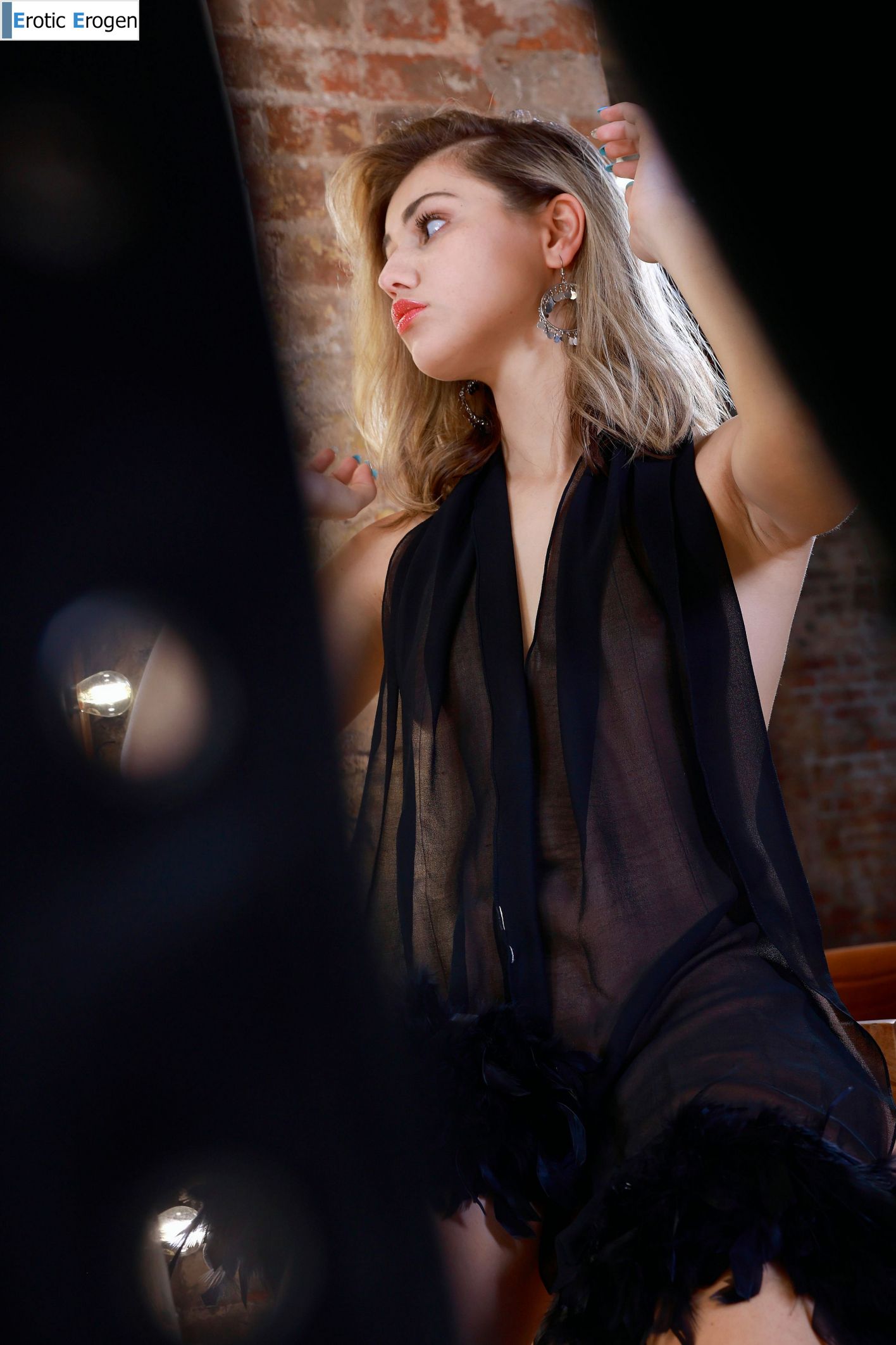 Martina in Holiday Spirit. Picture 1