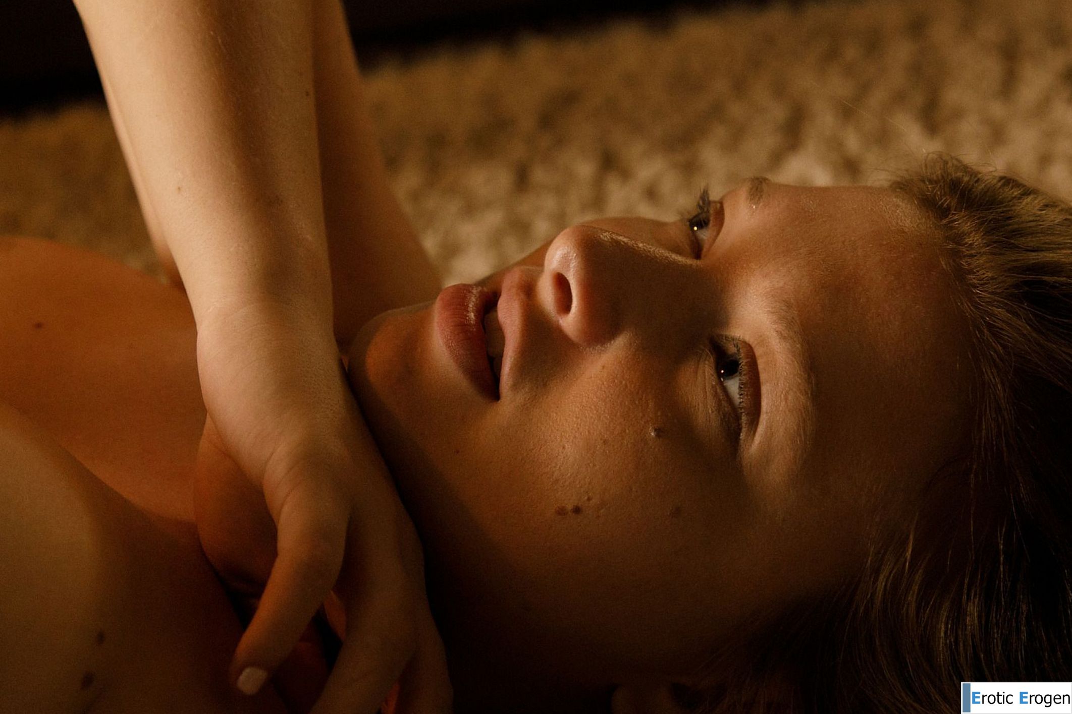 Emily Right in Emotional Time Bombs. Picture 20