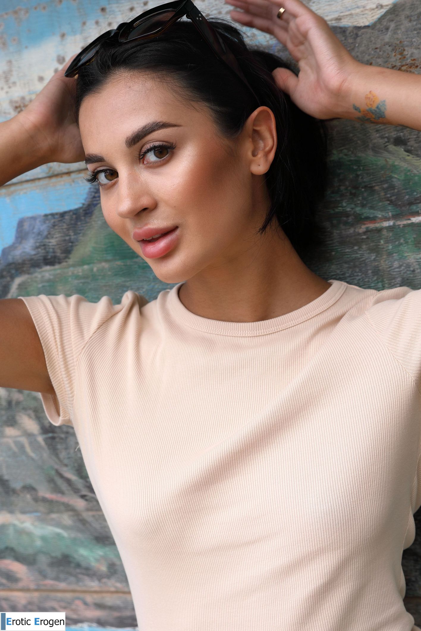 Aria in Postcard Porta Da Cruz. Picture 30