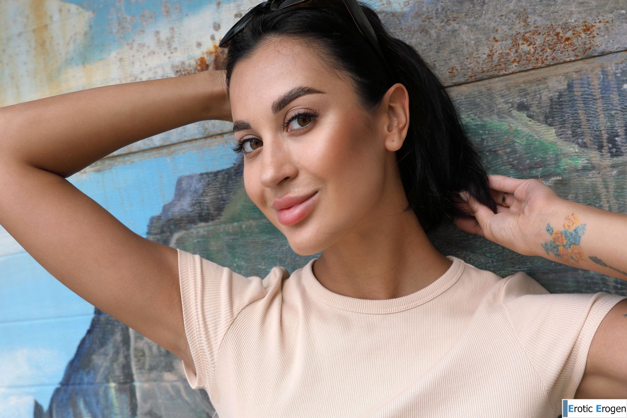 Aria in Postcard Porta Da Cruz. Picture 36