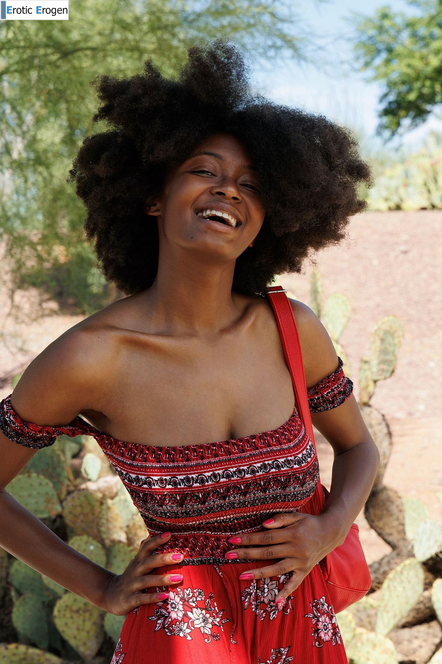 Angel Avril in Heated Obsidian. Фото 12