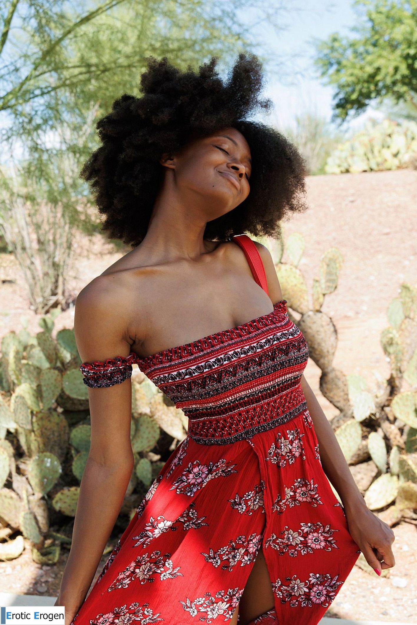 Angel Avril in Heated Obsidian. Фото 13