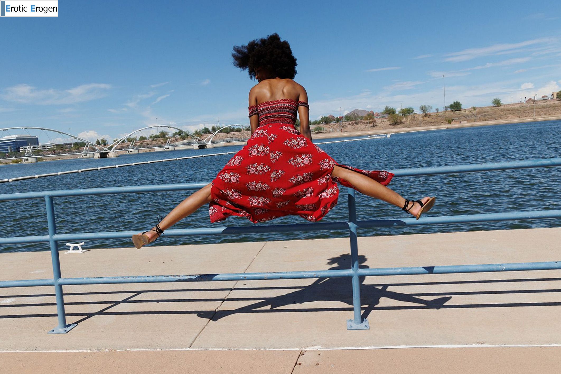 Angel Avril in Heated Obsidian. Фото 4