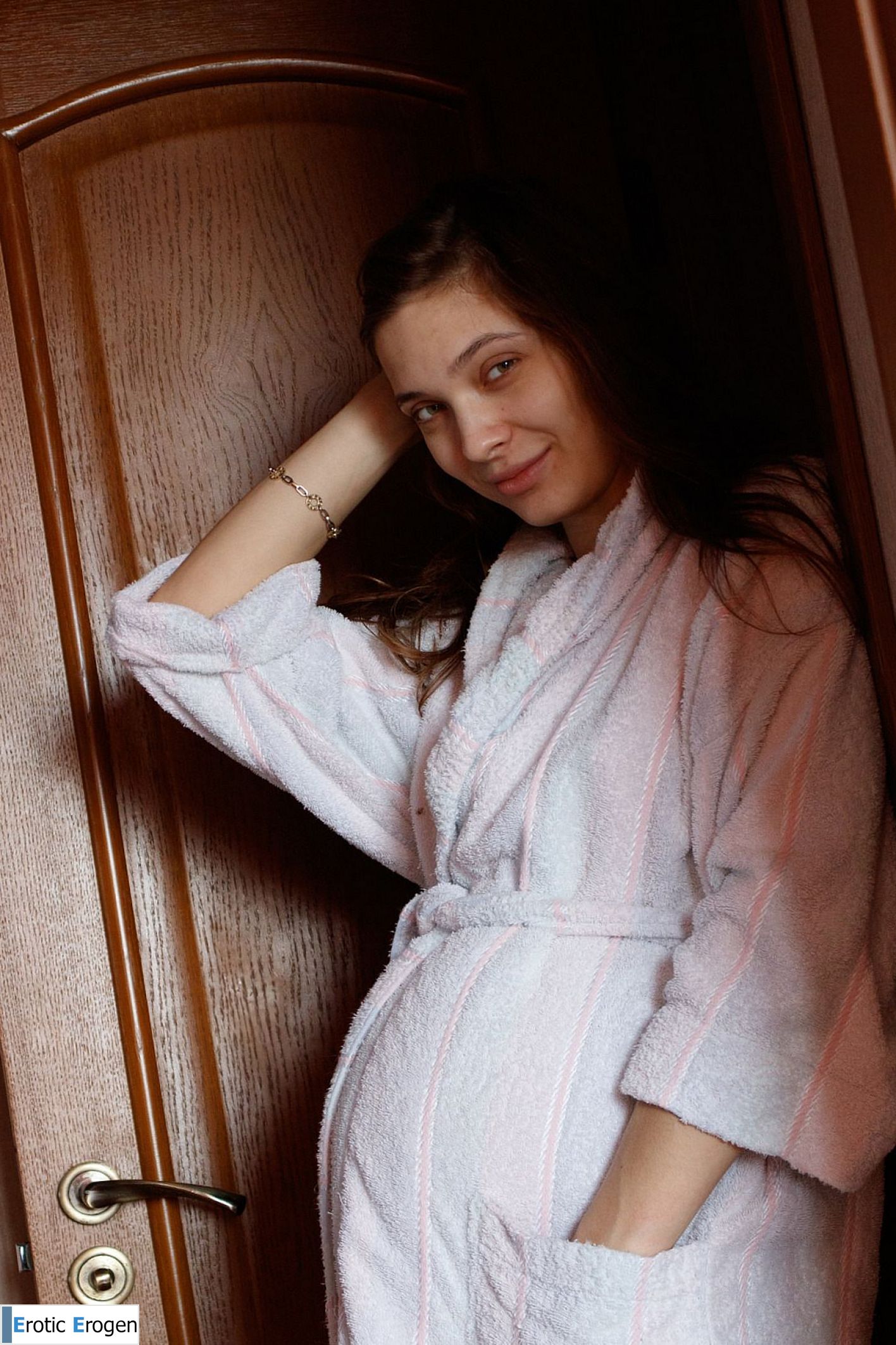 Hanna Nasochi in Brings Life. Picture 31