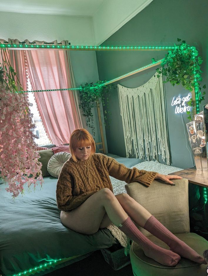 Kemkay in Come For A Snuggle. Thumb 4