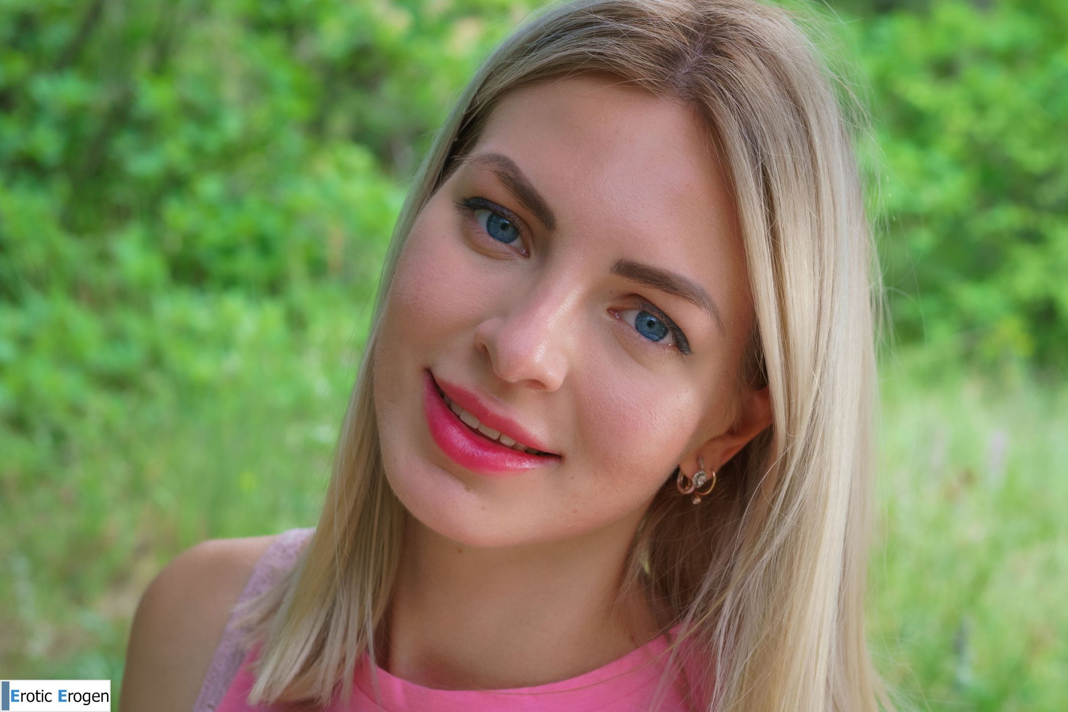 Roxy P in Summer Day. Фото 3