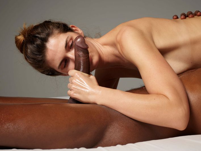 Charlotta And Goro in Cock Massage. Эскиз 41