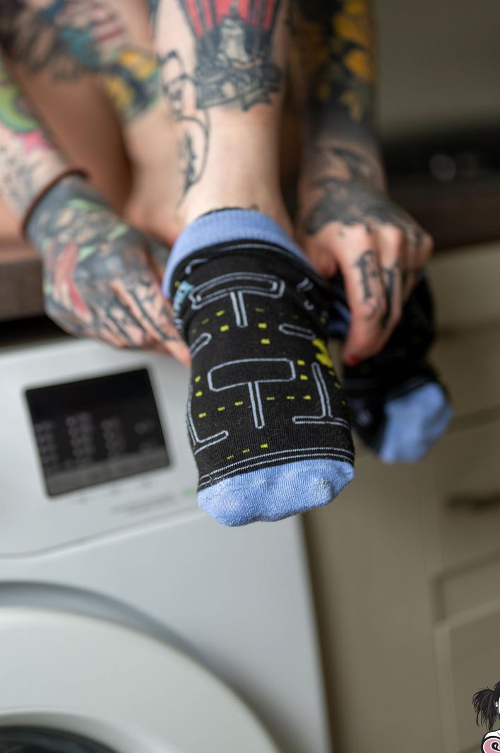 Seasick in Summer Shudder. Thumb 42