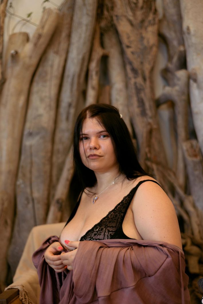 Zlatamerlin in Watch Me In Secret. Thumb 7