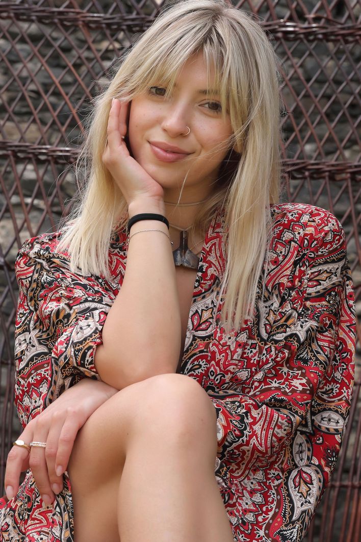 Avery in Postcard From Santa Cruz. Эскиз 10