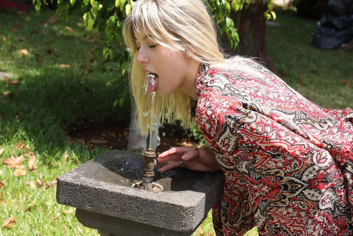 Avery in Postcard From Santa Cruz. Эскиз 32