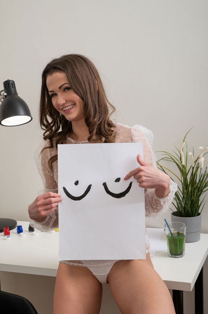 Kiana in Tease You. Thumb 7