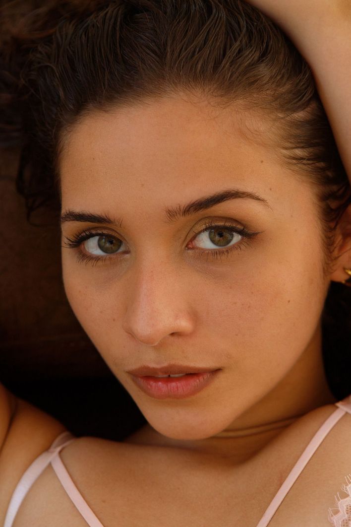 Karoll Bolivar in Colombian Kittens. Эскиз 25