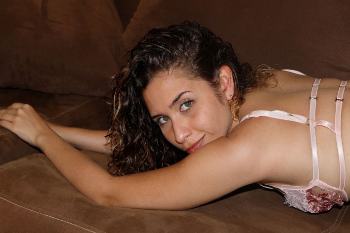 Karoll Bolivar in Colombian Kittens. Эскиз 39