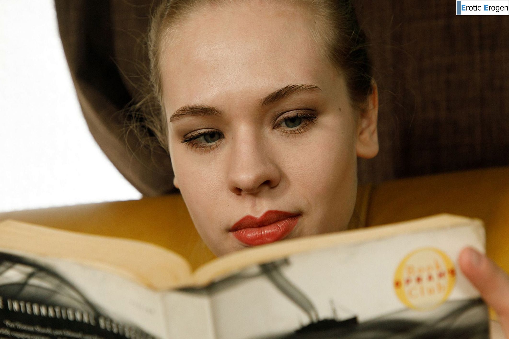 Minka Giertz in Middlesex Gaps. Фото 34