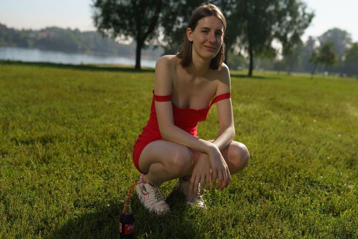 Ina Blossom in Coca Cola Classic. Thumb 11